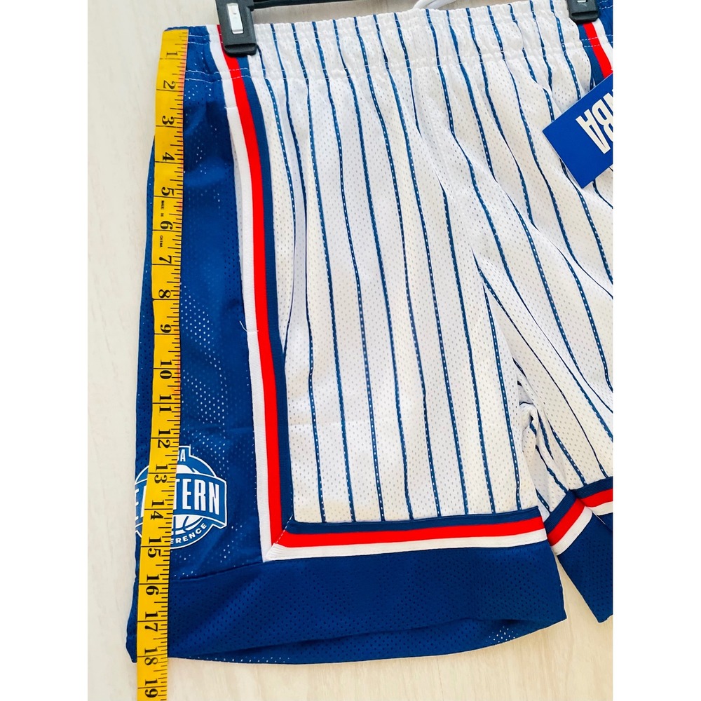 NBA Basketball Shorts Men's M White
Blue Pinstripes All Star Mesh Athletic - Picture 8 of 12